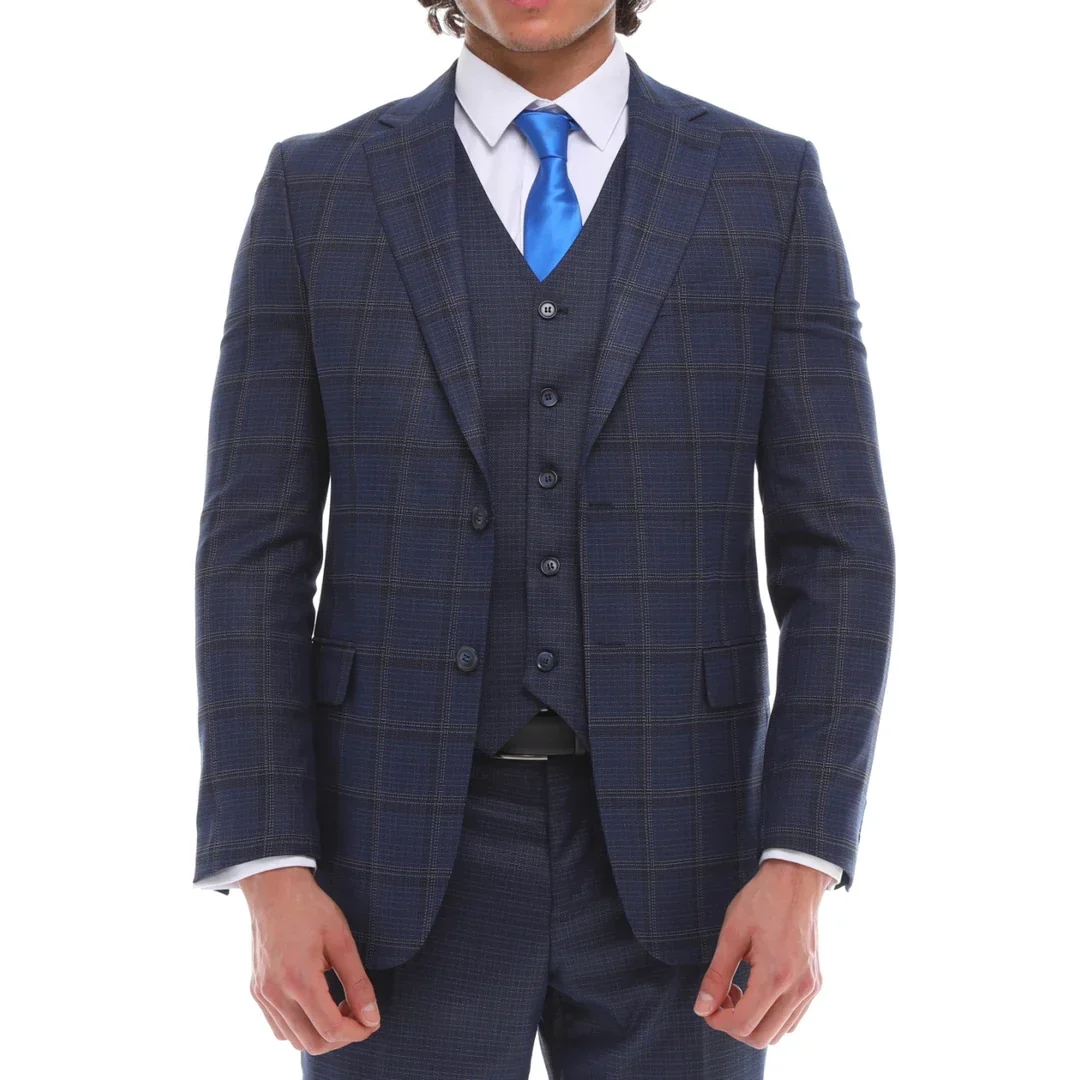 Terno masculino de 3 peças, azul-marinho xadrez, colete contrastante e calça de corte sob medida para casamento.