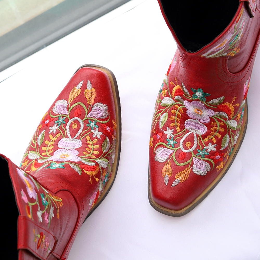Bota Boho Modelo Texas com Bordados Floral - Image 5