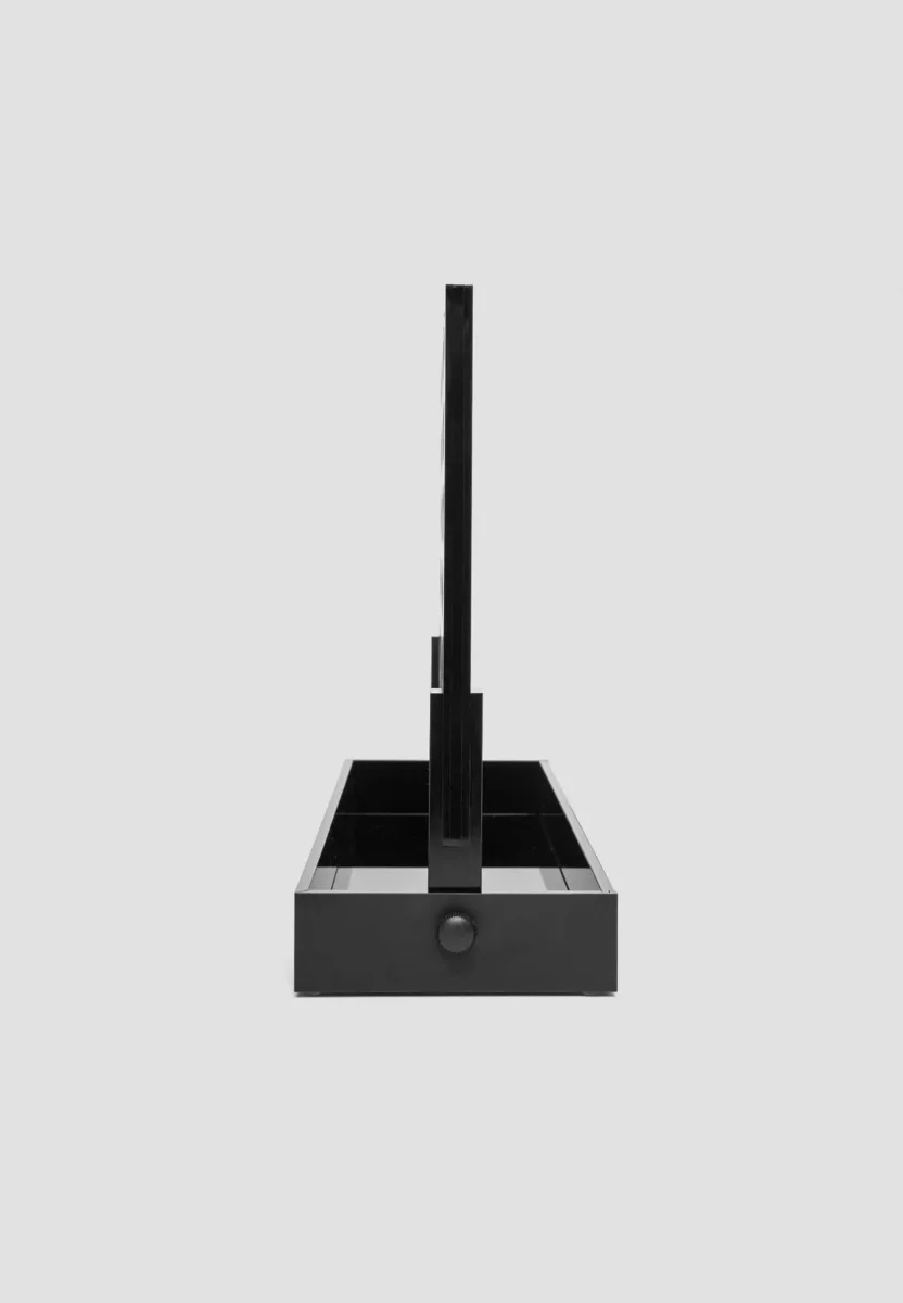 Four-In-A-Row - Black - Image 4
