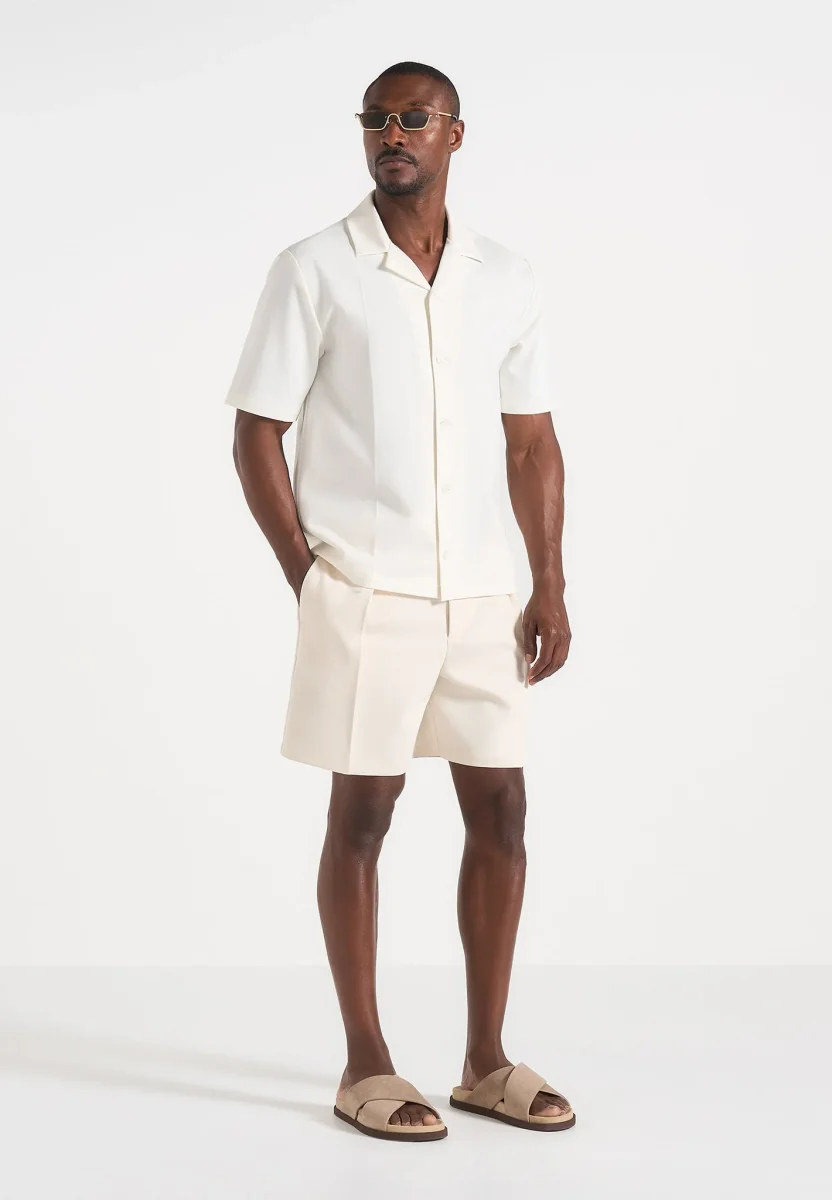 Marin - Tailored Pleated Shorts - Cream - Image 7