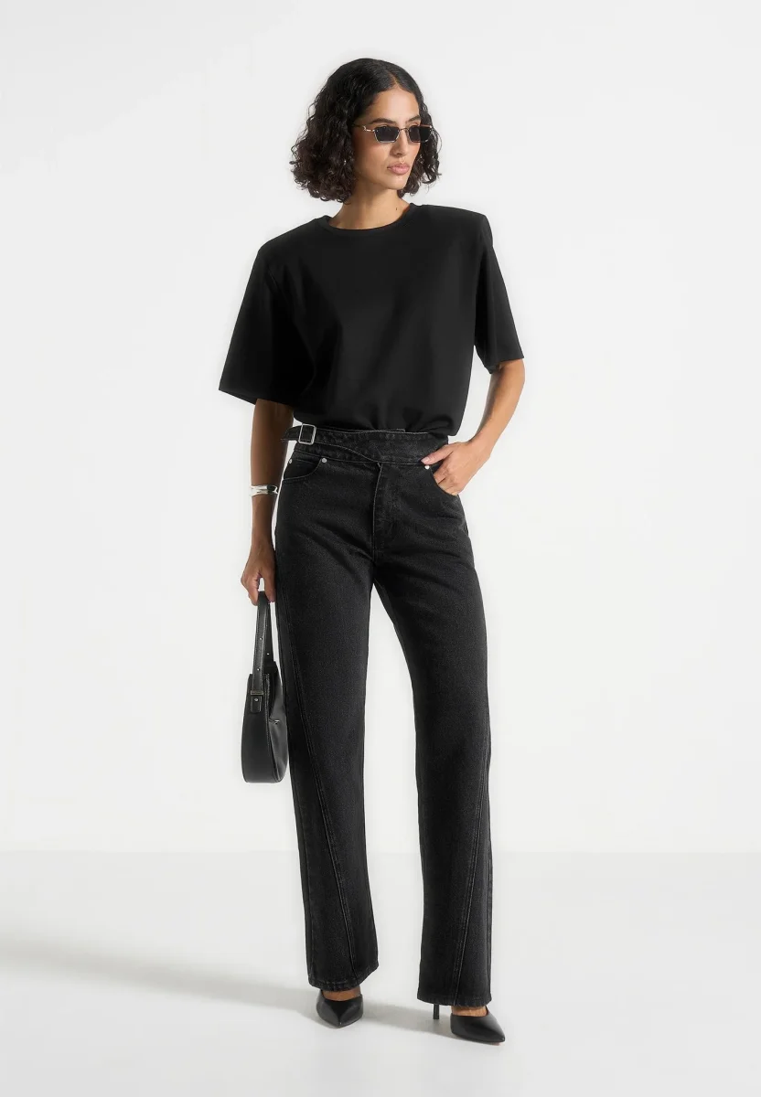 Loane - Twist Leg Boyfriend Jeans With Waist Adjuster - Washed Black - Image 4