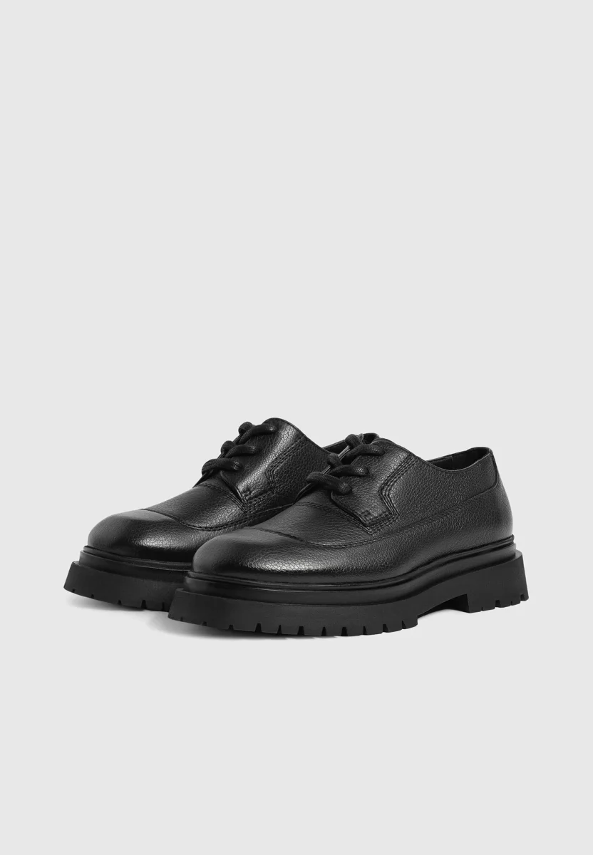 Rennes - Pebbled Leather Derby Shoe - Black - Image 2