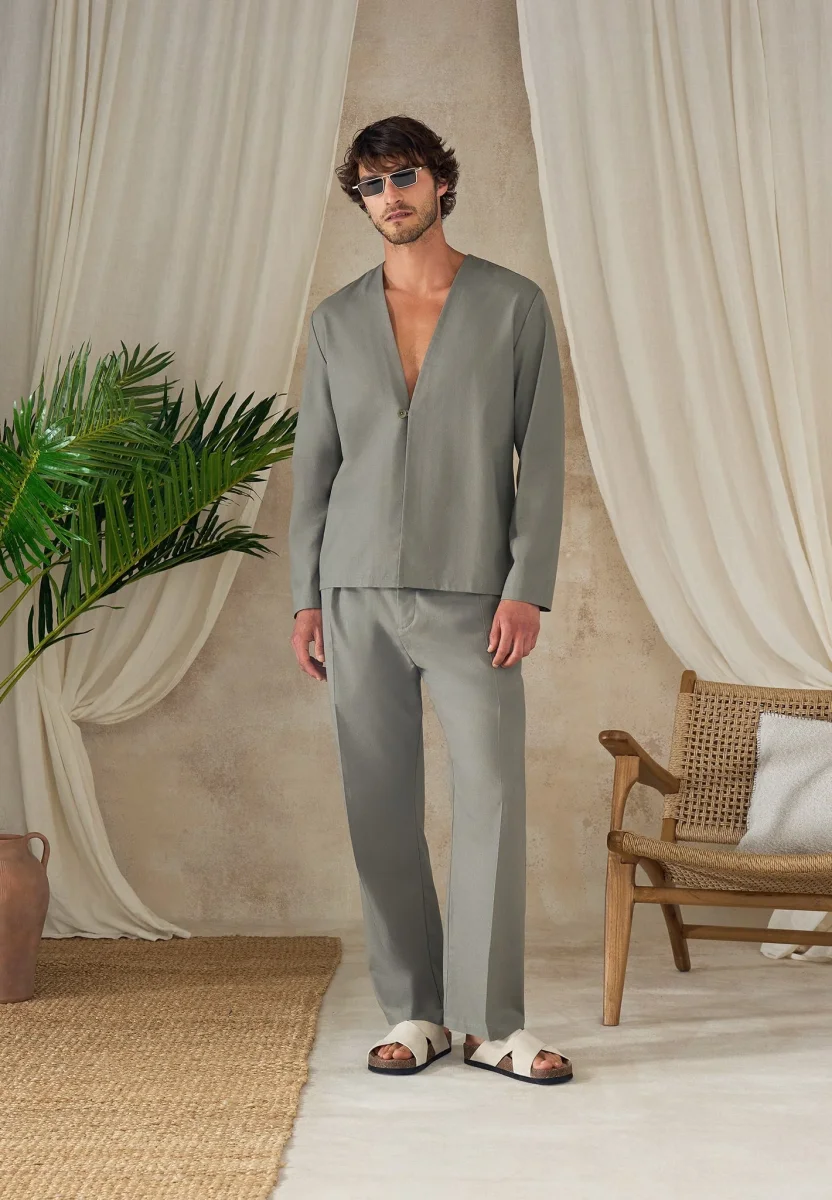 Dorian - Pleated Linen Pants - Khaki - Image 7