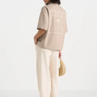 Alexis - Unisex Cote d'Azur Boxy Shirt - Beige