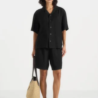 Ari - Unisex Textured Shorts - Black