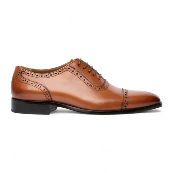 Sapatos Oxford Masculinos em Couro Marrom Claro com Biqueira Reta