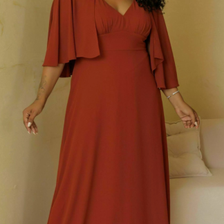 Vestido de Festa Longo em Crepe com Capa